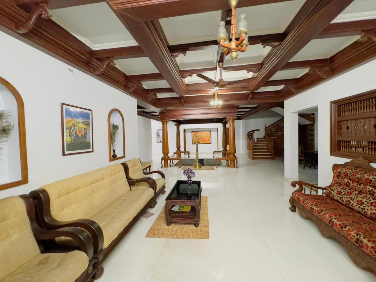 Dream Palace Alappuzha Exterior photo